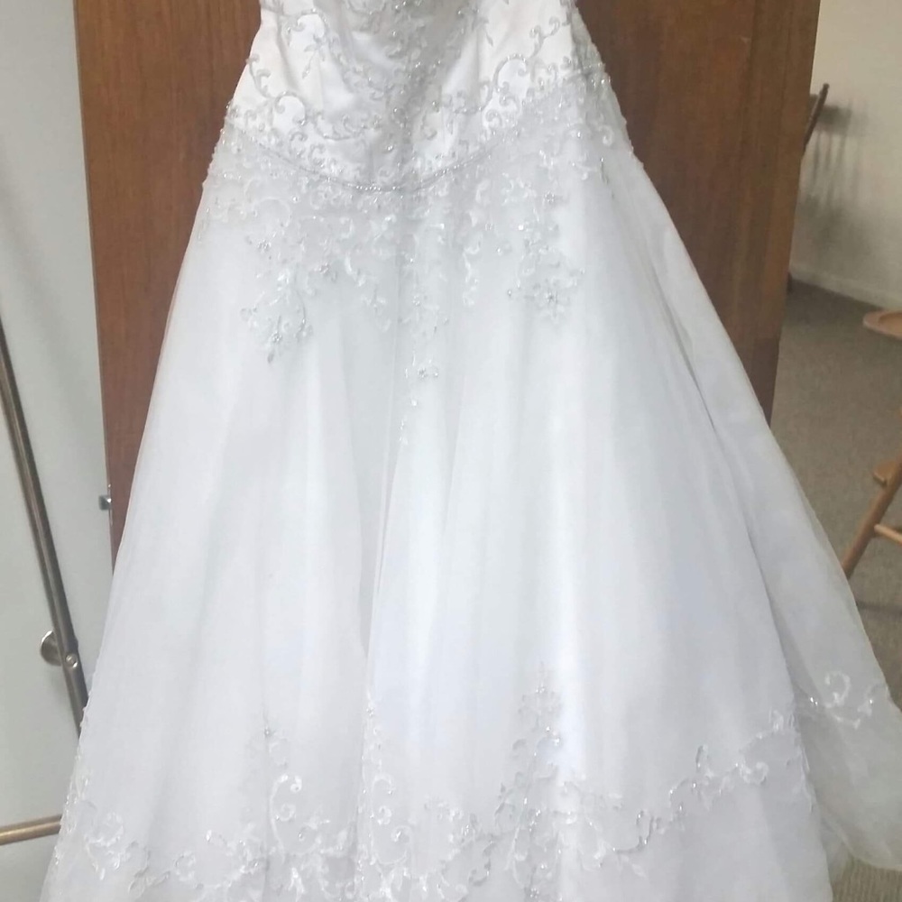 Wedding dress